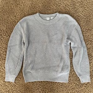 GAP sweater